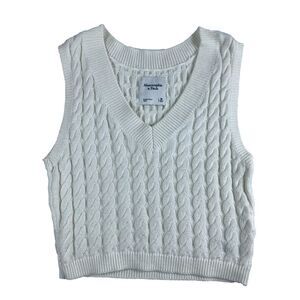 Abercrombie & Fitch White Cable Knit V-Neck Sweater Vest